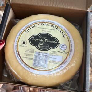 Queijo Minas Artesanal Canastra